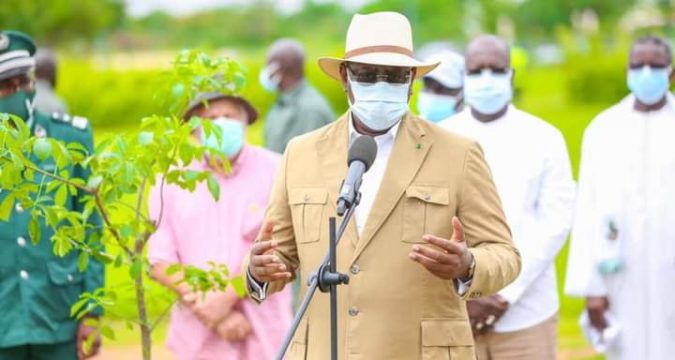 L’autorisation de construire adossée à l’obligation de planter des arbres《Macky Sall》